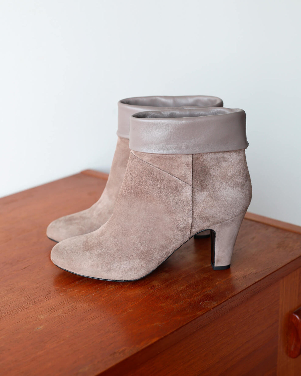 AURORA AURORA SMOG SUEDE