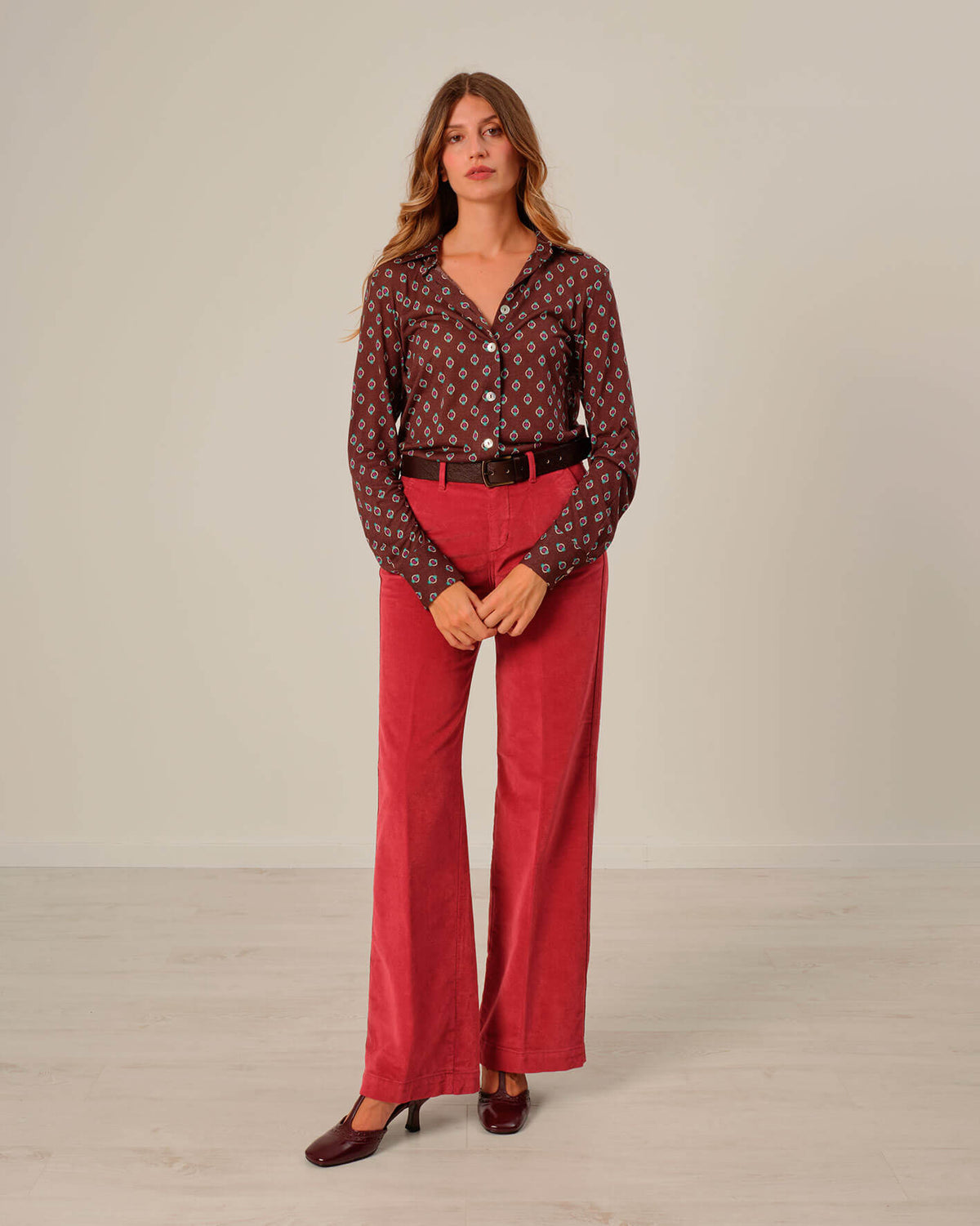 LARK 259 198 CIGALAS