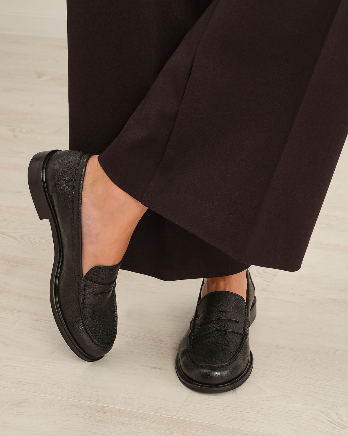KRISTIN KRISTIN-P NERO SUEDE