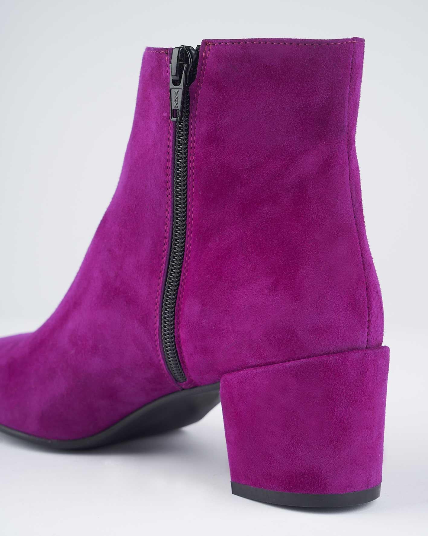 VIA MONTENAPOLEONE VIA MONTENAPOLEONE CICLAMINO SUEDE