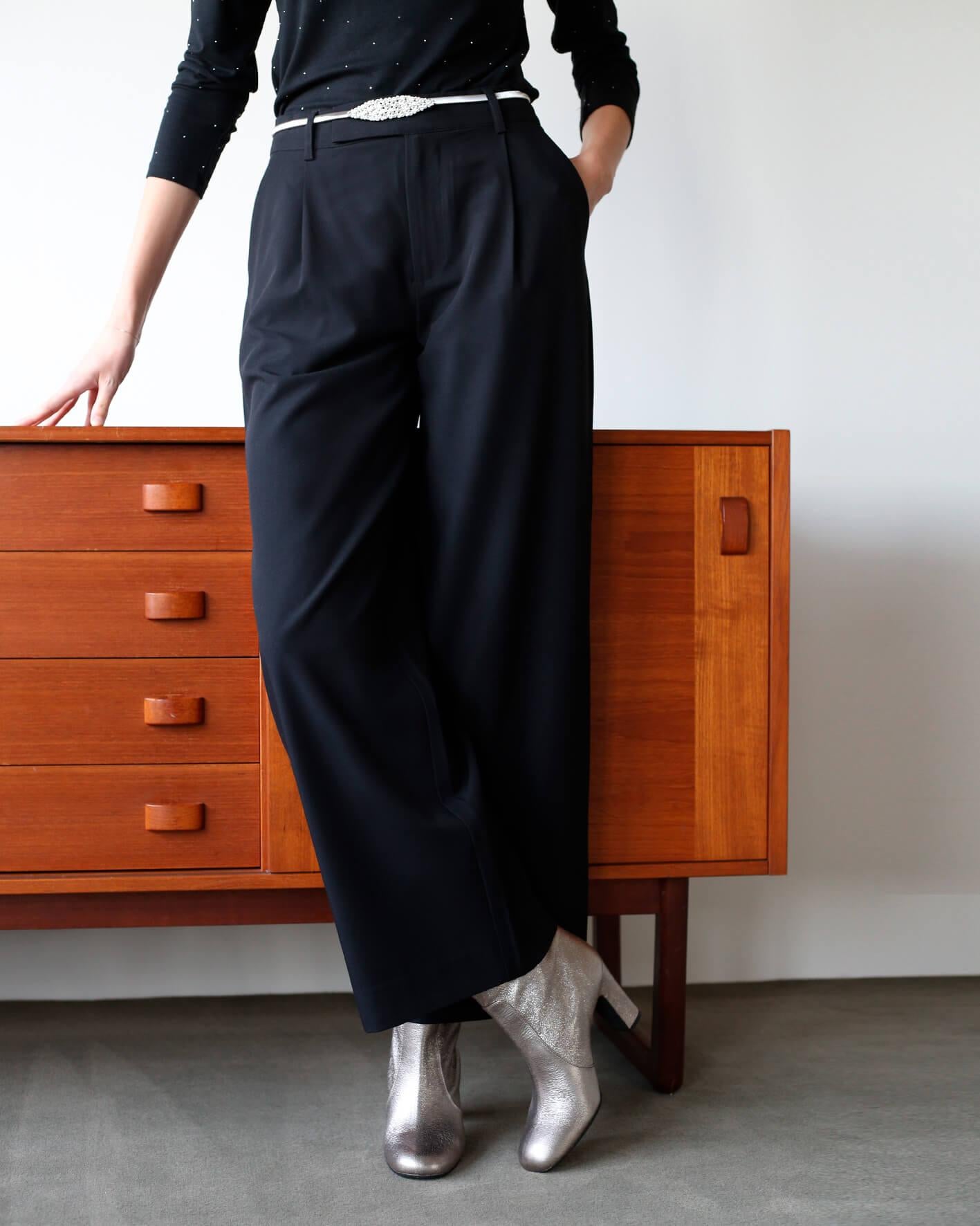 43813 43813 037 YERSE