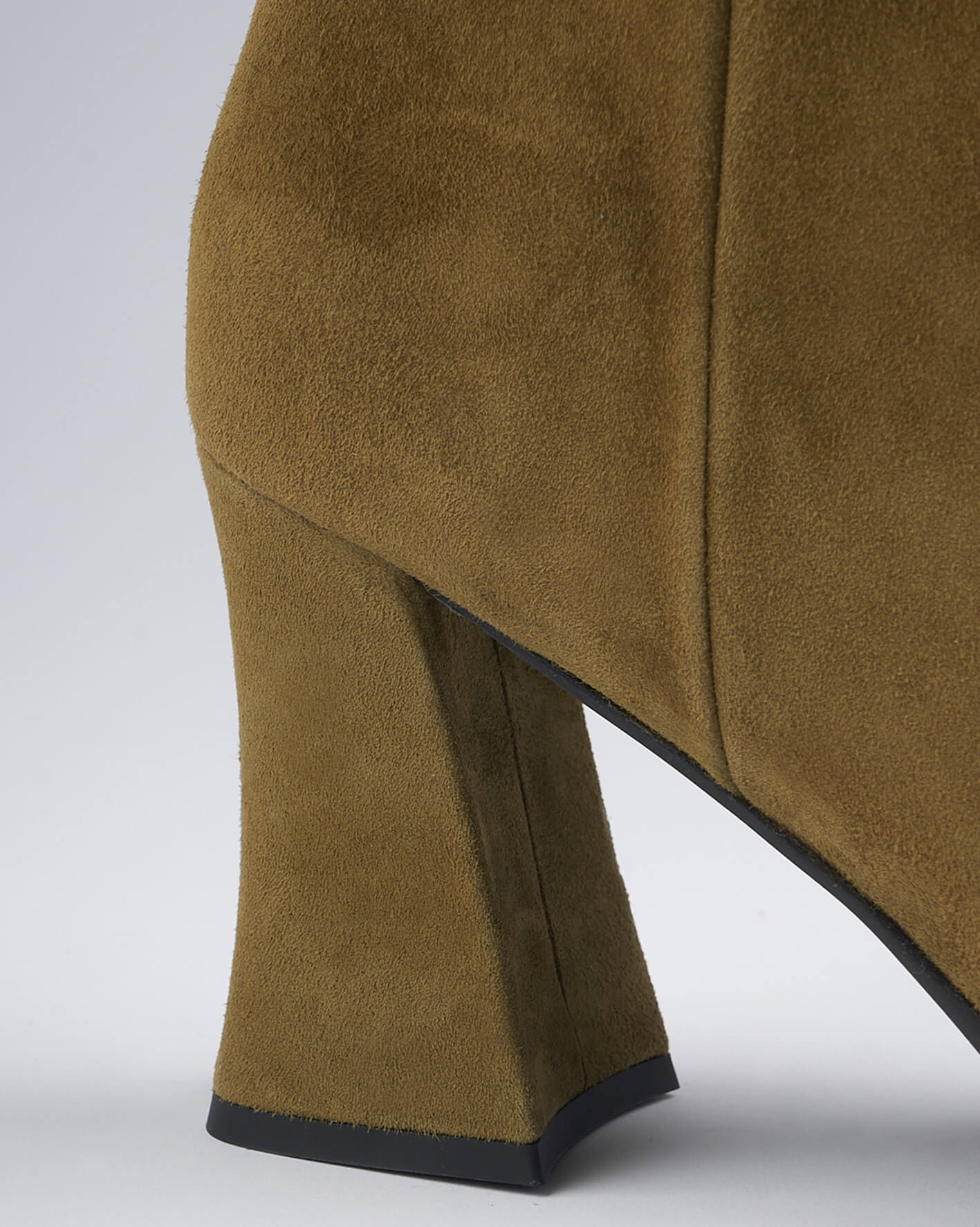 SUEDE POLLUXMILITARE