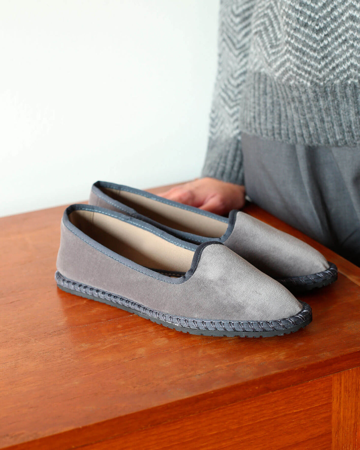 HYDRA HYDRA GRIGIO SUEDE 