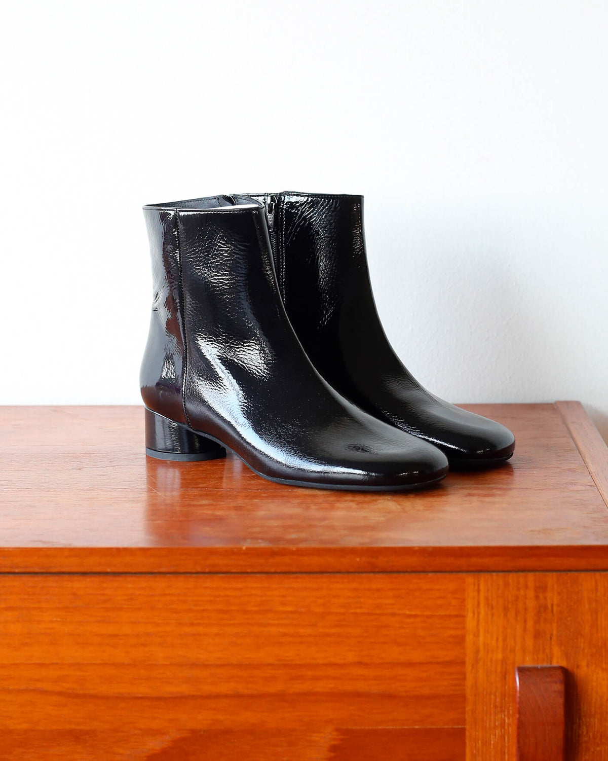 SATURNO SATURNO NERO SUEDE 