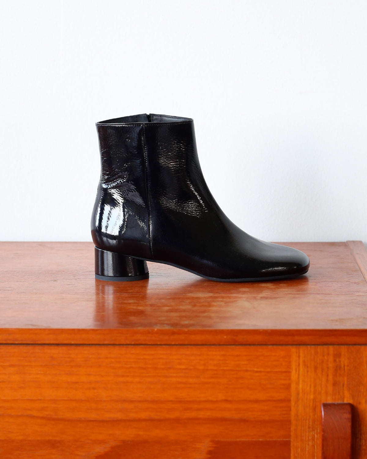 SATURNO SATURNO NERO SUEDE 