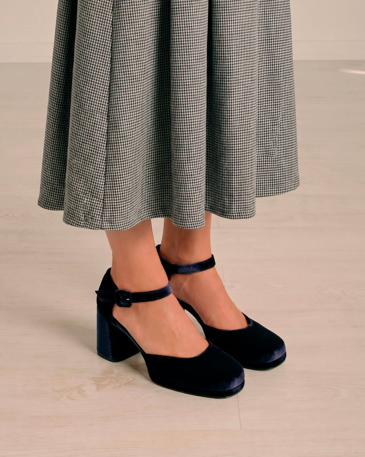 ANDRINE ANDRINE BLU SUEDE 