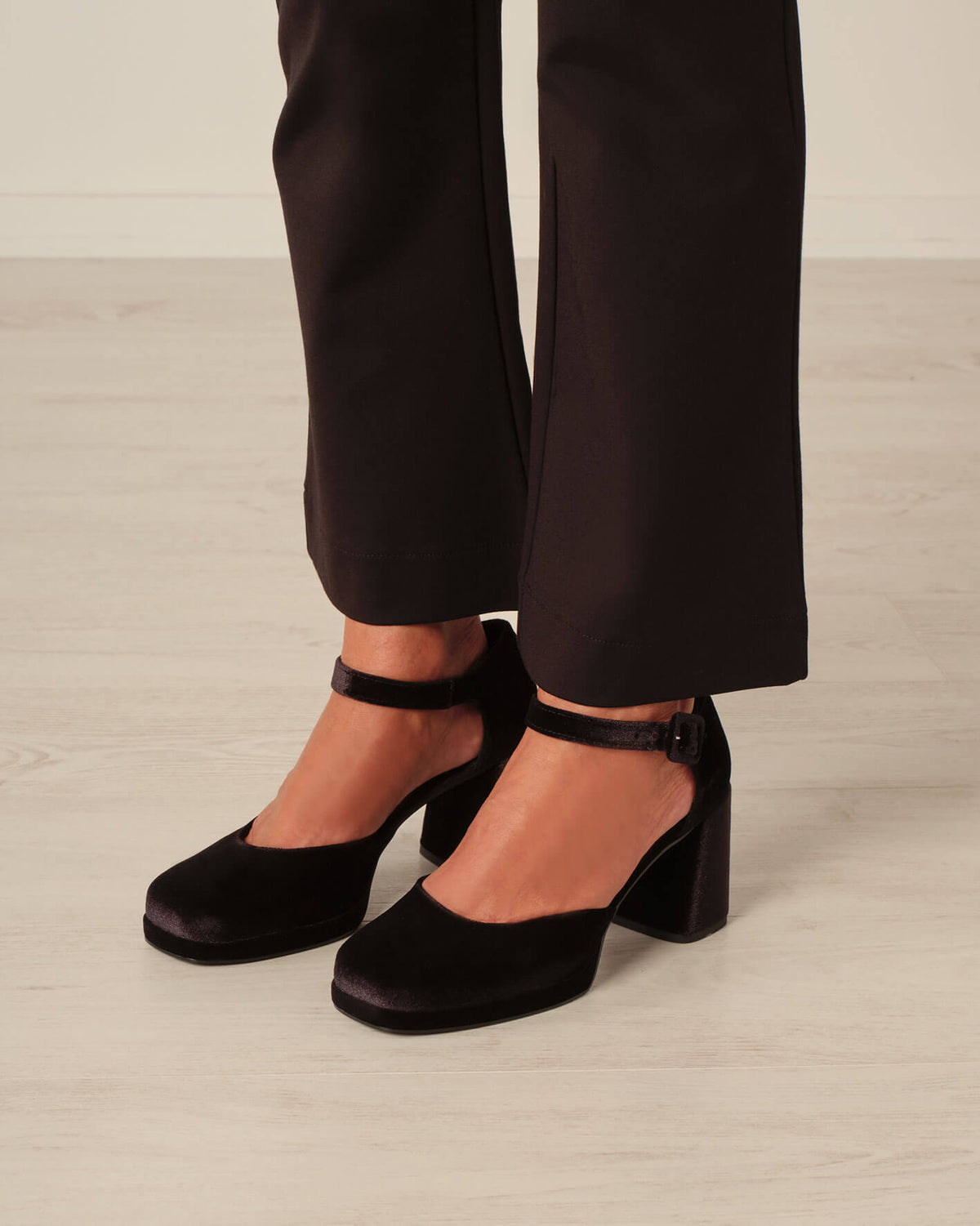 ANDRINE ANDRINE NERO SUEDE 