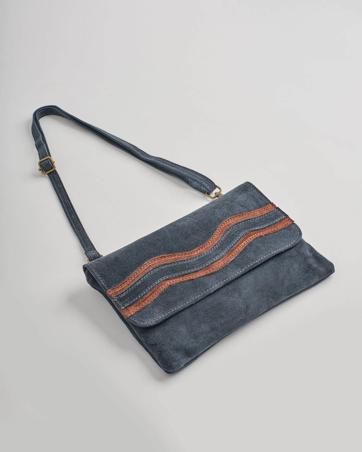 BINGO BINGO PETROLIO SUEDE 