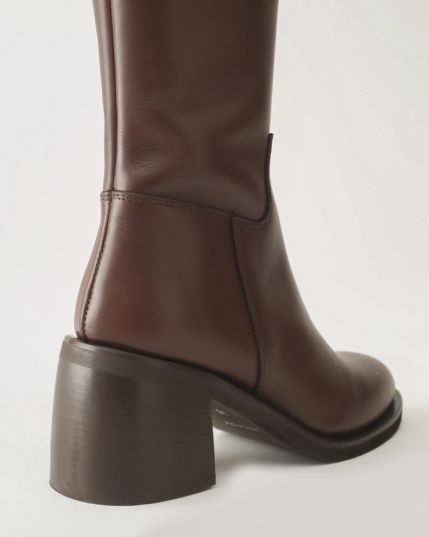VIA MONTEBELLO VIA MONTEBELLO MOKA SUEDE 