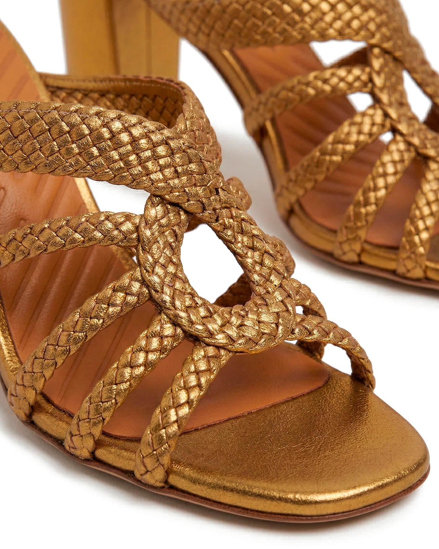 BELONI BELONI BRONZO CHIE MIHARA 