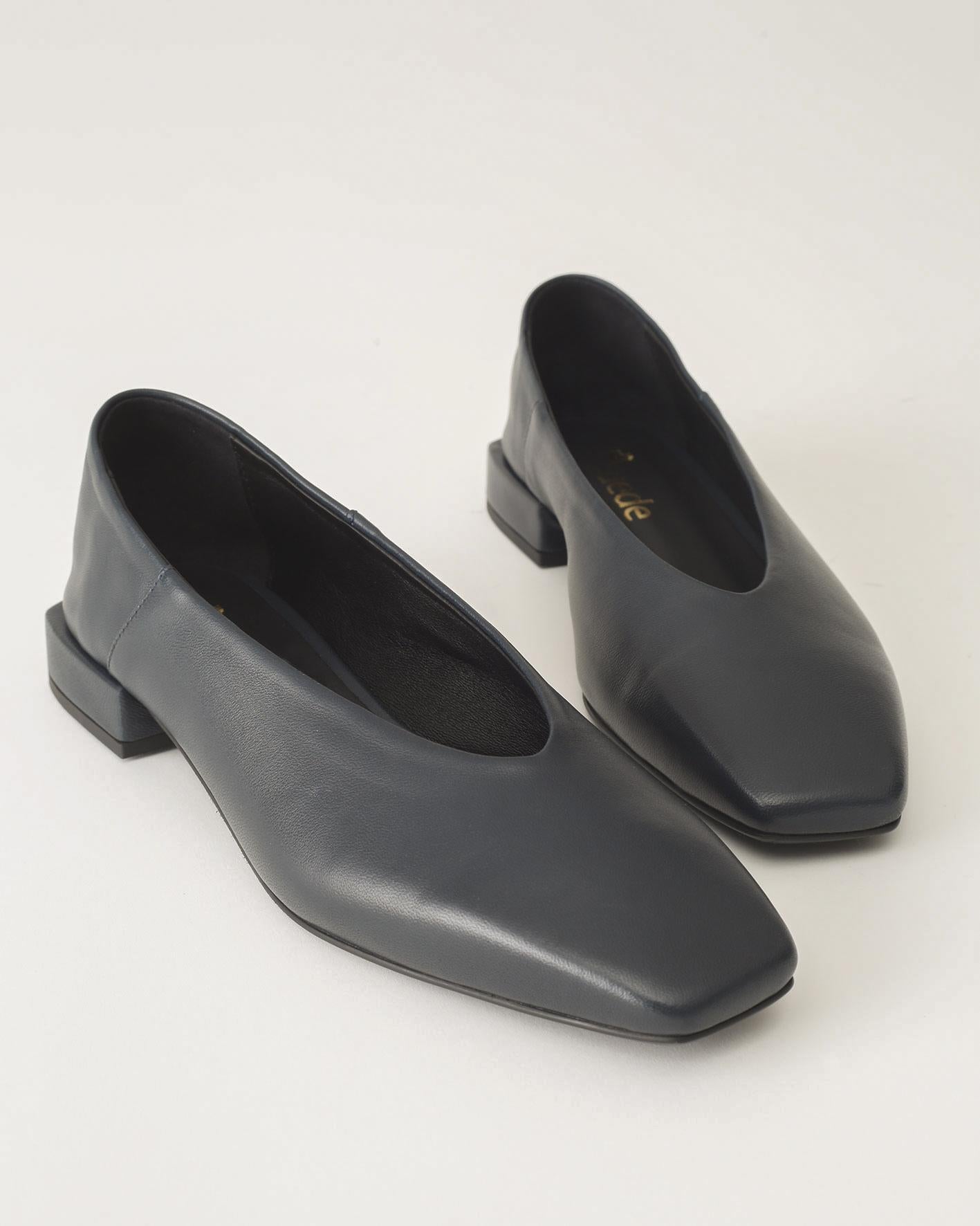 VIA TORTONA VIA TORTONA NAVY SUEDE 