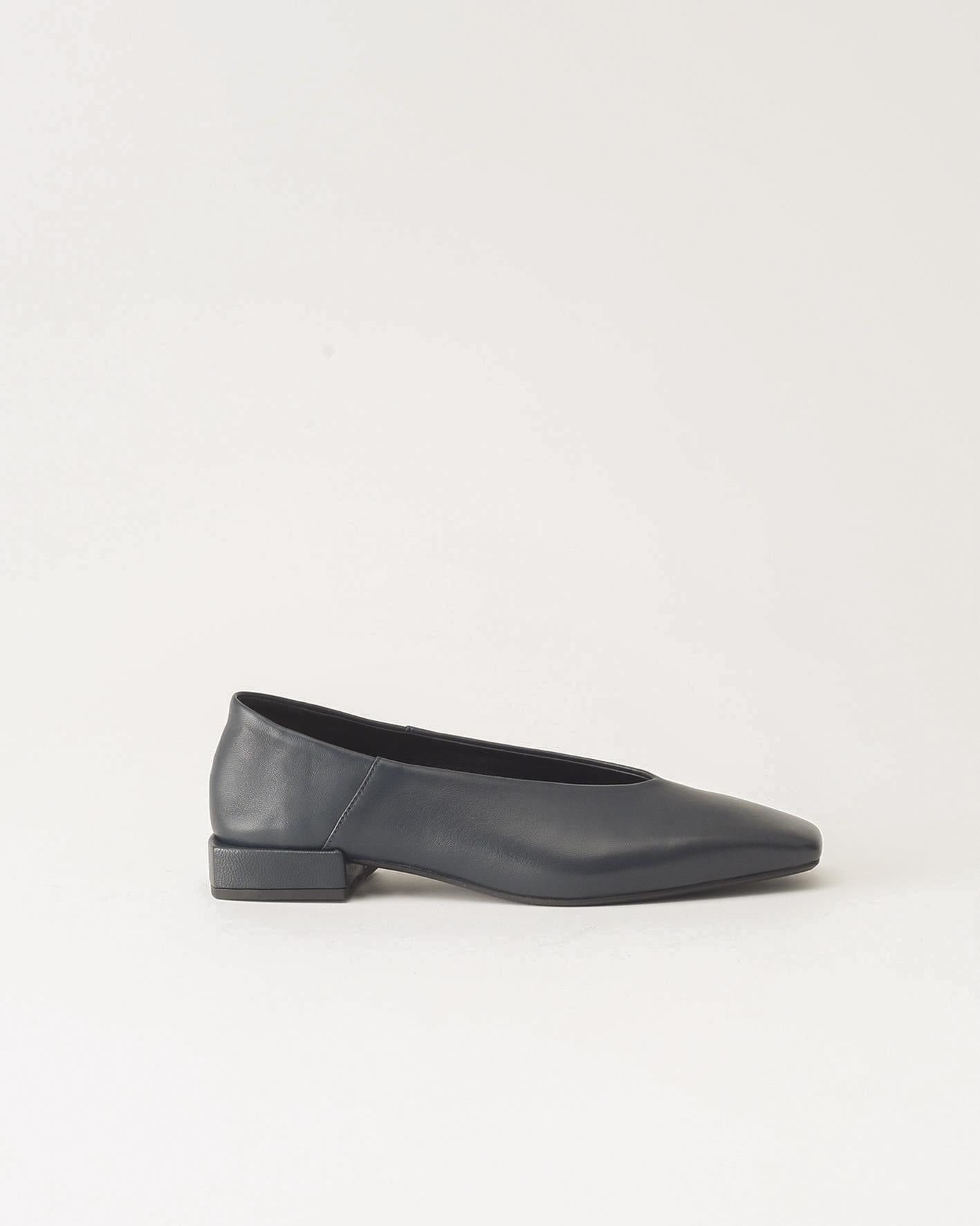 VIA TORTONA VIA TORTONA NAVY SUEDE 