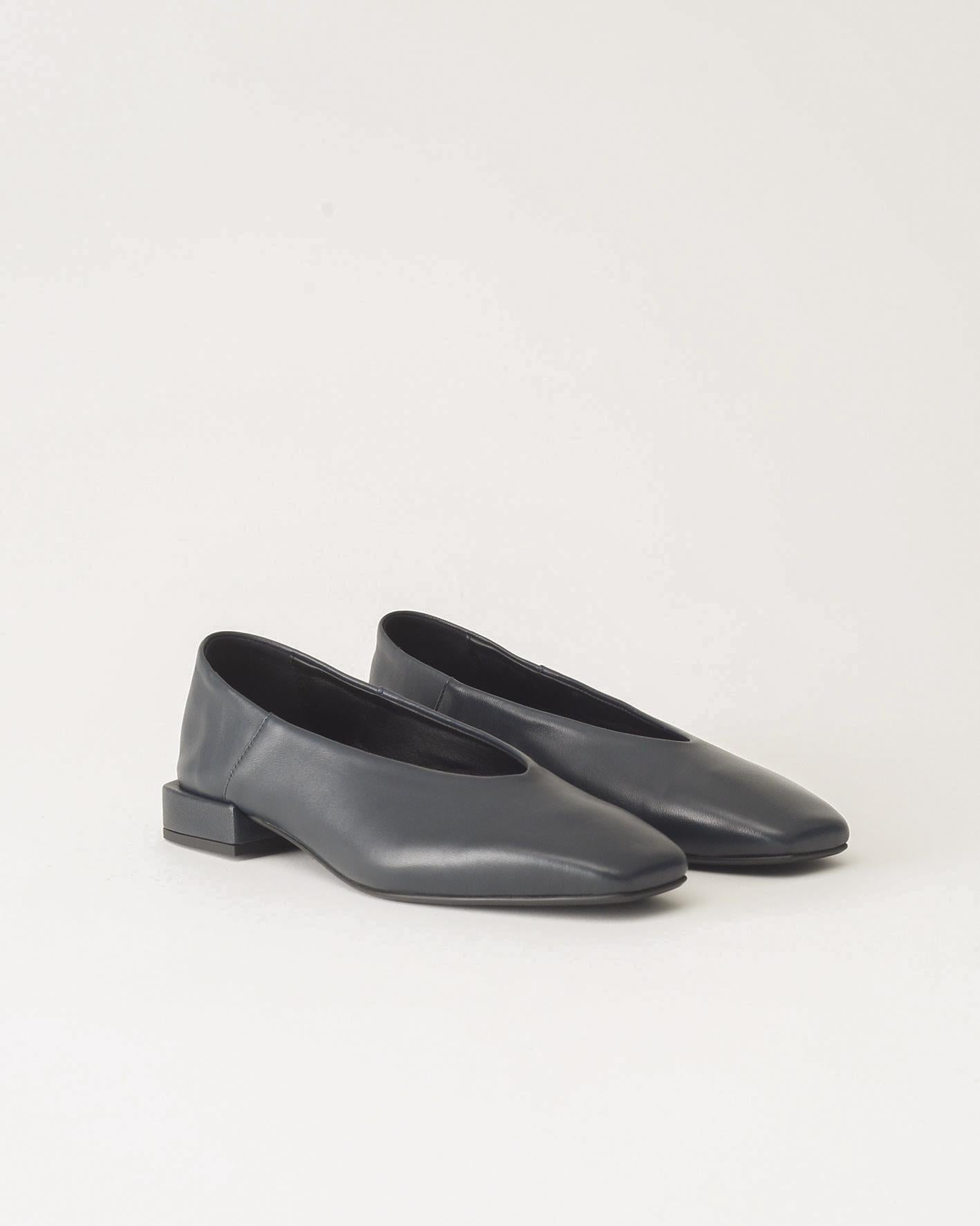 VIA TORTONA VIA TORTONA NAVY SUEDE 